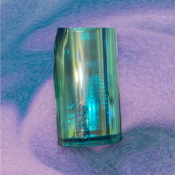 ♥︎ Starbucks 2021 Iridescent Kaleidoscope
Dome Turquoise Venti Tumbler ♥︎ - Picture 5 of 6